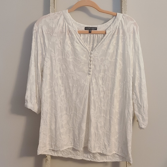 Brixon Ivy♡ Stitch Fix floral embroidered top